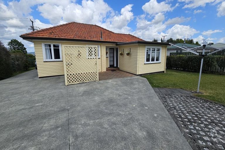 Photo of property in 121 Onerahi Road, Onerahi, Whangarei, 0110