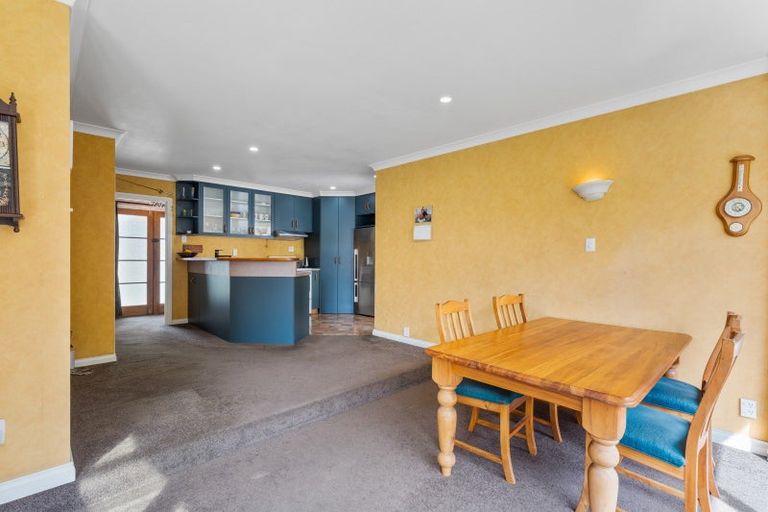 Photo of property in 79 Pahiatua Street, Hokowhitu, Palmerston North, 4410