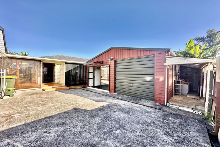 Photo of property in 109 Everglade Drive, Totara Heights, Auckland, 2105