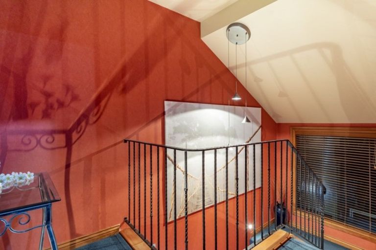 Photo of property in 2 La Cumbre Close, Bethlehem, Tauranga, 3110