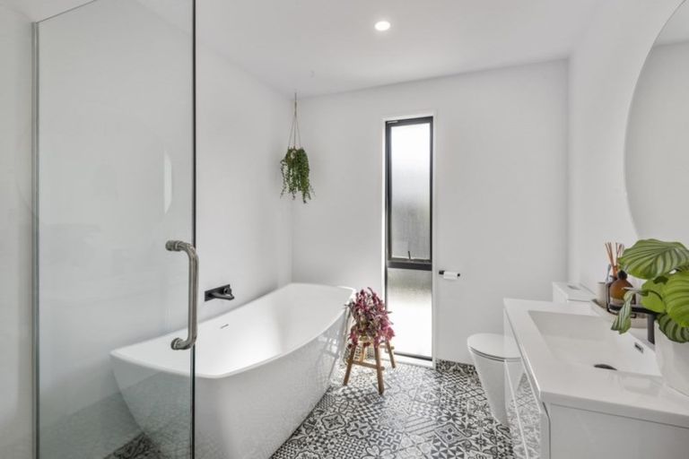 Photo of property in 4 Leyland Lane, Halswell, Christchurch, 8025