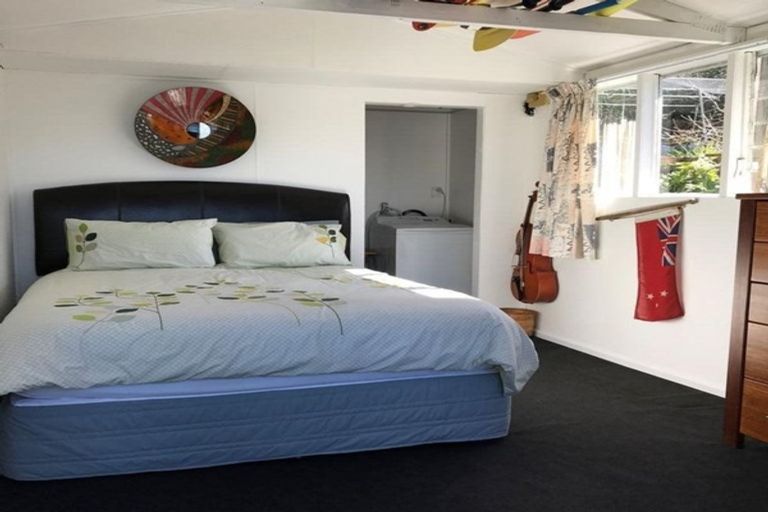 Photo of property in 210 Rangihaeata Road, Rangihaeata, Takaka, 7182