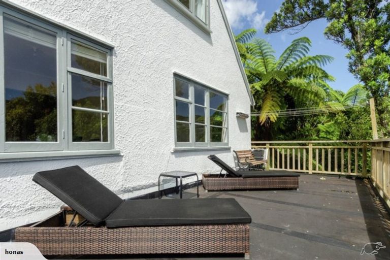 Photo of property in 114 Donald Street, Karori, Wellington, 6012