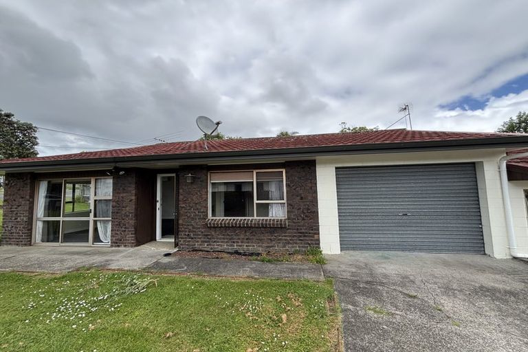 Photo of property in 18 Mcleod Road, Weymouth, Auckland, 2103