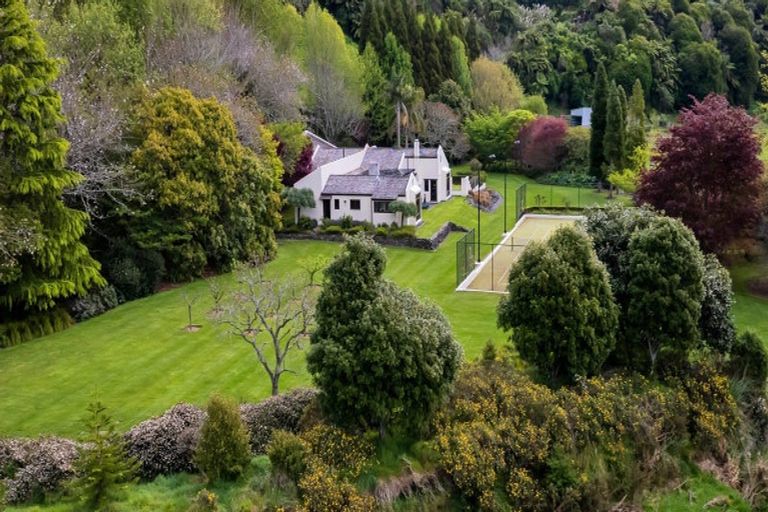 Photo of property in 331a Mangorei Road, Merrilands, New Plymouth, 4312