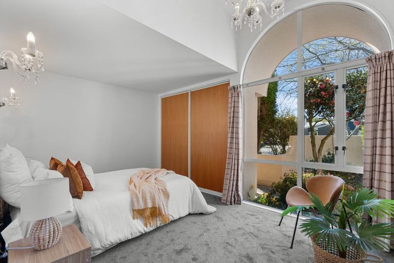 Photo of property in 158 Hawthornden Road, Avonhead, Christchurch, 8042