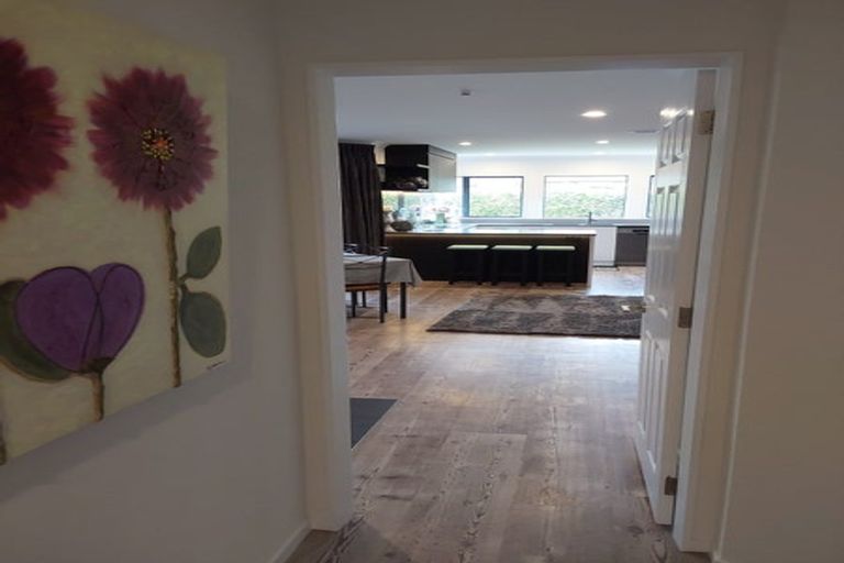 Photo of property in 4 Heaphy Place, Pukehangi, Rotorua, 3015