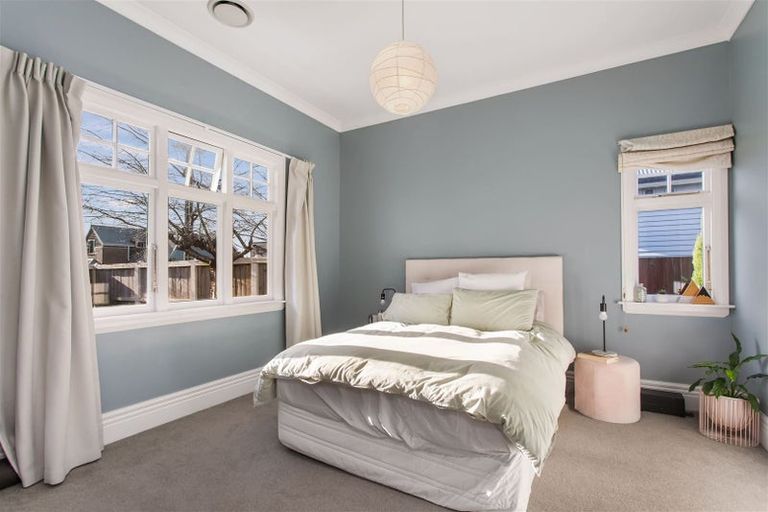 Photo of property in 58 Hawkesbury Avenue, St Albans, Christchurch, 8014