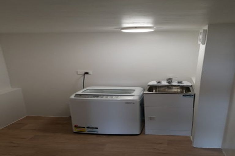 Photo of property in 103 Rattray Street, Riccarton, Christchurch, 8041