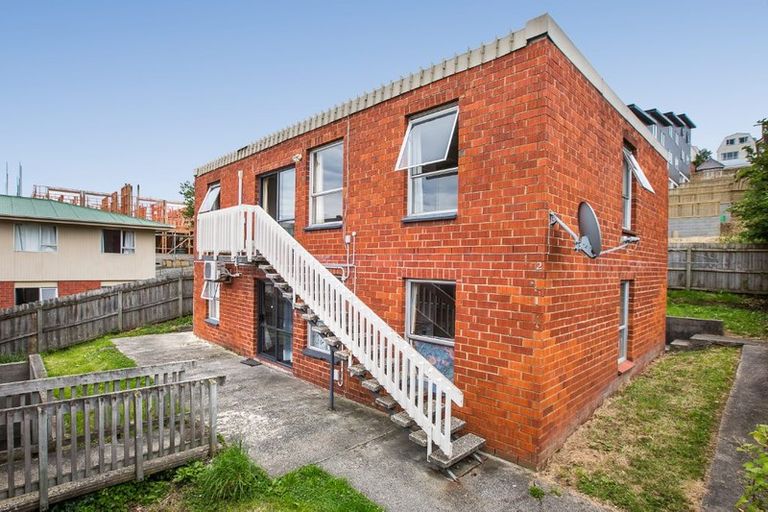 Photo of property in 102 Harbour Terrace, North Dunedin, Dunedin, 9016