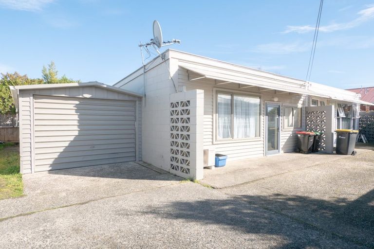 Photo of property in 28c Hargest Crescent, Saint Kilda, Dunedin, 9012