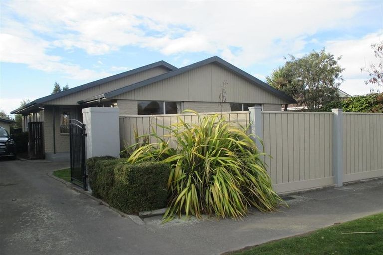 Photo of property in 61 Charnwood Crescent, Bishopdale, Christchurch, 8051