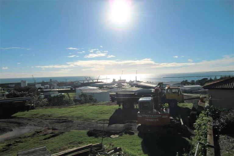 Photo of property in 22a Findlay Street, Moturoa, New Plymouth, 4310