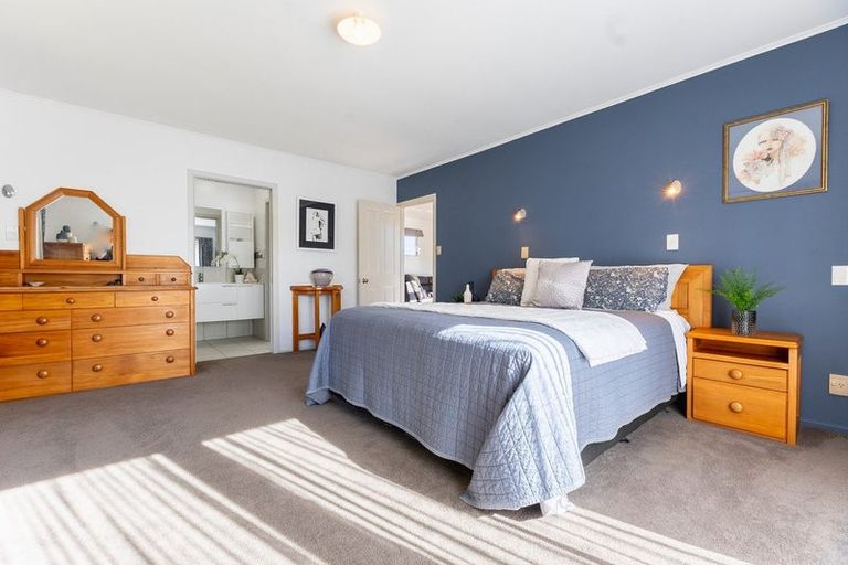 Photo of property in 51-53 Tennis Court Road, Raumati South, Paraparaumu, 5032