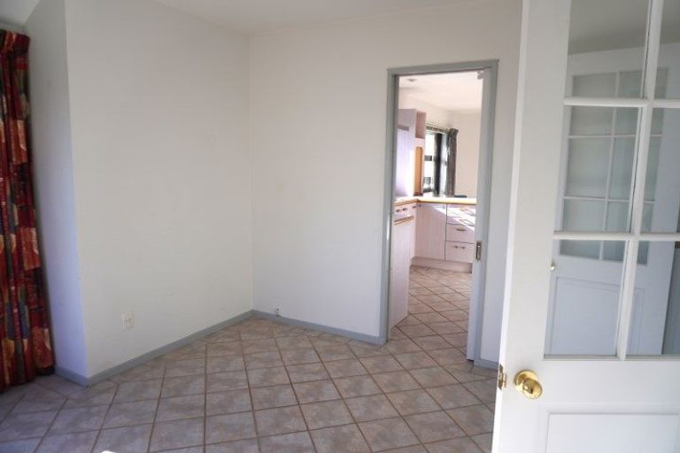 Photo of property in 33 Halladale Road, Papakowhai, Porirua, 5024