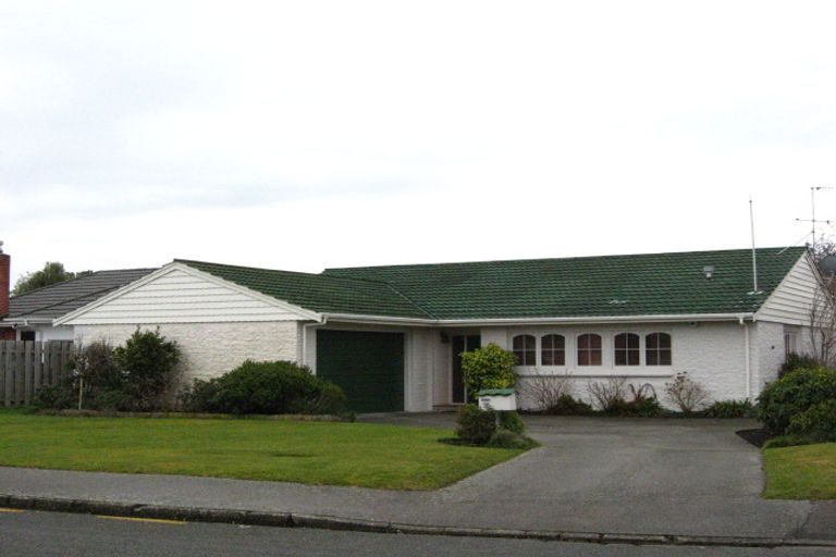 Photo of property in 30 Cruickshank Crescent, Rosedale, Invercargill, 9810