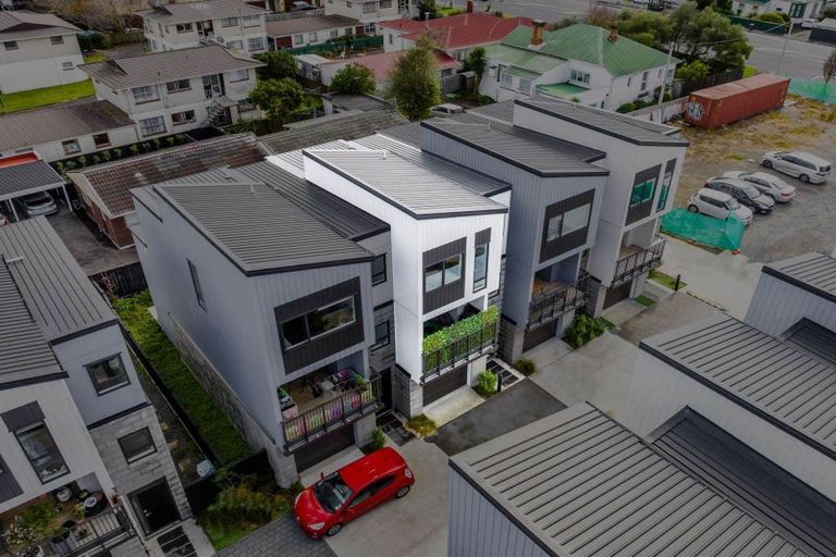 Photo of property in 9 Houkura Way, Sandringham, Auckland, 1025