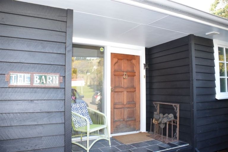 Photo of property in 8 Takamatua Bay Road, Takamatua, Akaroa, 7581