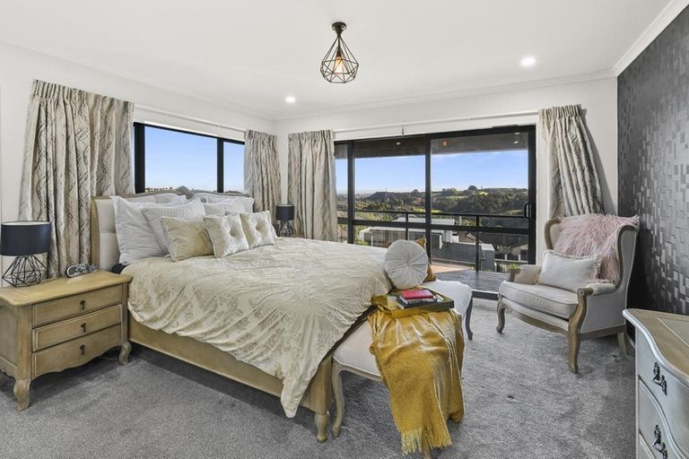 Photo of property in 37 Saint Maroun Rise, The Gardens, Auckland, 2105