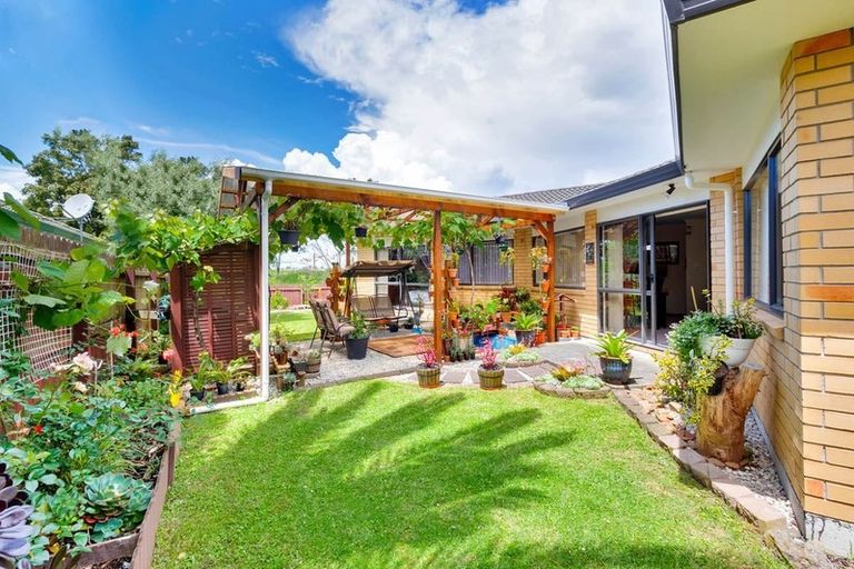 Photo of property in 88b Metcalfe Road, Ranui, Auckland, 0612