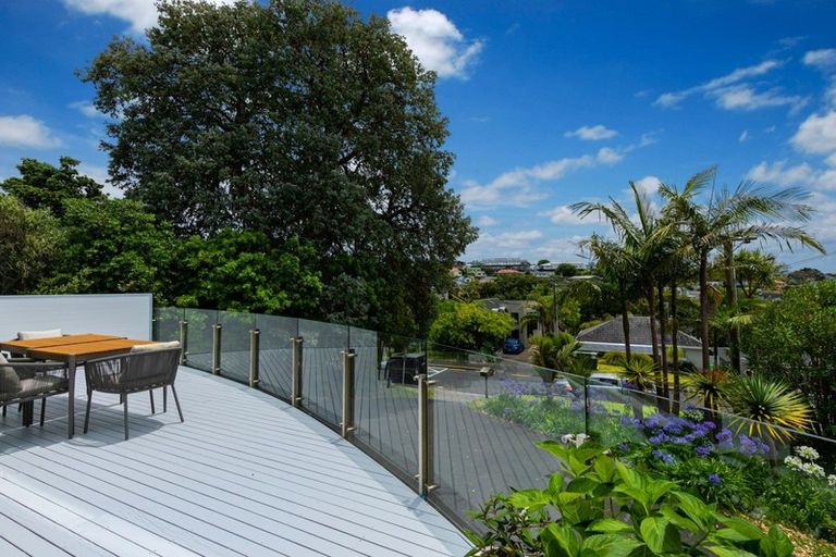 Photo of property in 1/40 Beulah Avenue, Rothesay Bay, Auckland, 0630