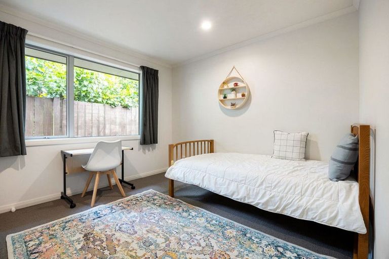 Photo of property in 18 Brancaster Place, Cambridge, 3434