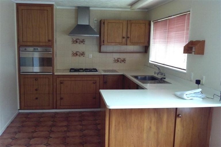 Photo of property in 11 Tullamore Way, Johnsonville, Wellington, 6037