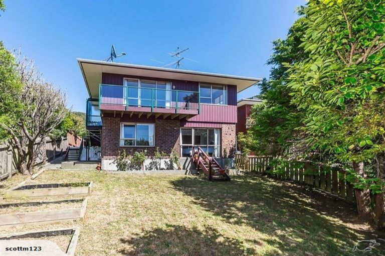 Photo of property in 90b Thurleigh Grove, Karori, Wellington, 6012