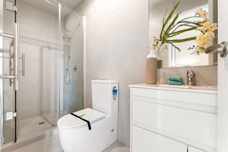 Photo of property in 11/3226 Great North Road, New Lynn, Auckland, 0600