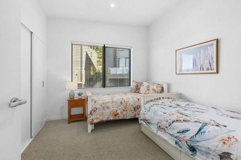 Photo of property in 9/52 High Street, Island Bay, Wellington, 6023