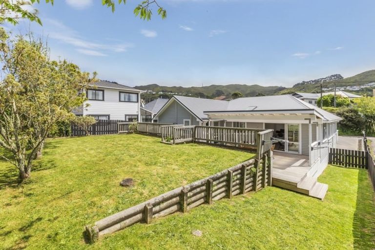 Photo of property in 33 Bannister Avenue, Johnsonville, Wellington, 6037