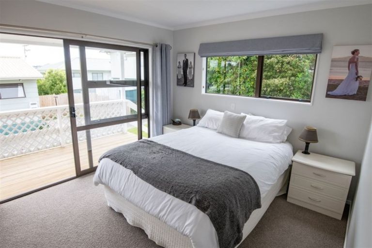 Photo of property in 834b Whangaparaoa Road, Manly, Whangaparaoa, 0930