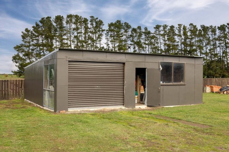 Photo of property in 1465 South Eyre Road, Swannanoa, 7476