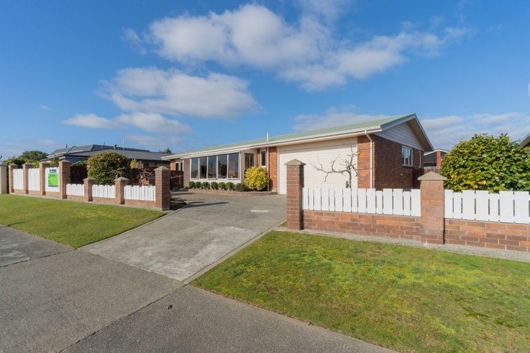 Photo of property in 2 Bowen Street, Te Anau, 9600