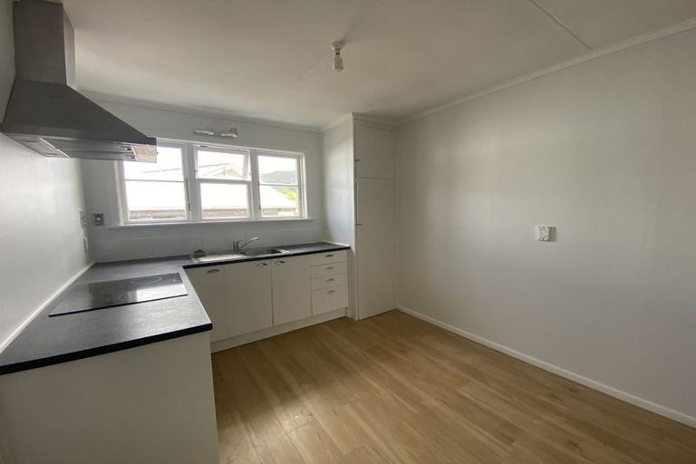 Photo of property in 19 Wood Street, Wainuiomata, Lower Hutt, 5014