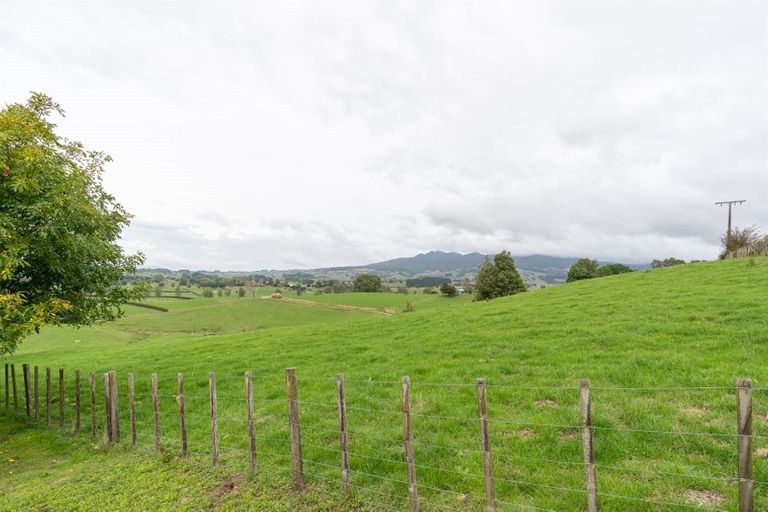 Photo of property in 28 Martelletti Road, Te Pahu, Hamilton, 3285
