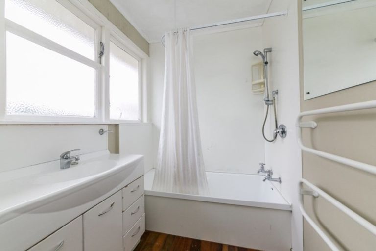 Photo of property in 9 Freyberg Avenue, Tamatea, Napier, 4112