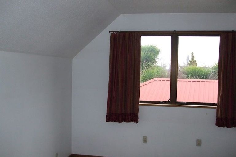 Photo of property in 9 Fernbrook Place, Mairehau, Christchurch, 8013