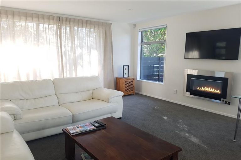 Photo of property in 1/33 Darvel Street, Riccarton, Christchurch, 8011