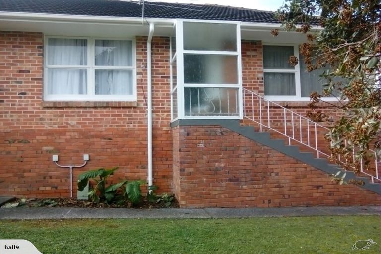 Photo of property in 1/19 Ellen Avenue, Hillcrest, Auckland, 0627