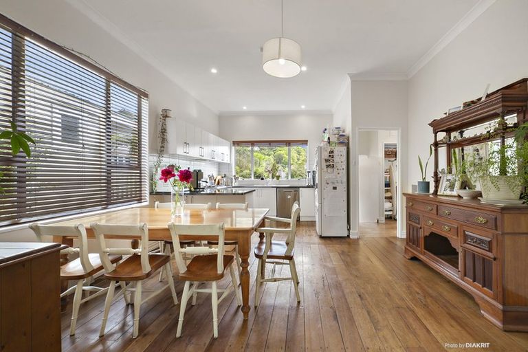 Photo of property in 5 Cashmere Avenue, Khandallah, Wellington, 6035