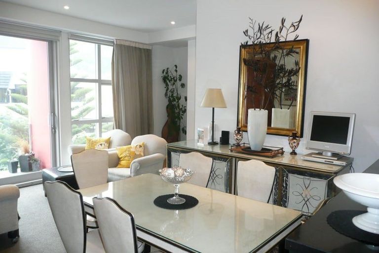 Photo of property in Summit Apartments, 11/184 Molesworth Street, Thorndon, Wellington, 6011