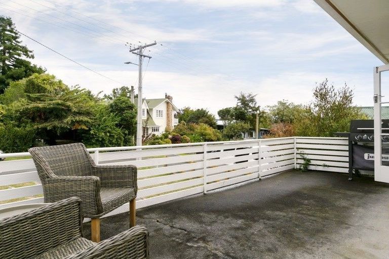 Photo of property in 3a Norfolk Road, Waipahihi, Taupo, 3330