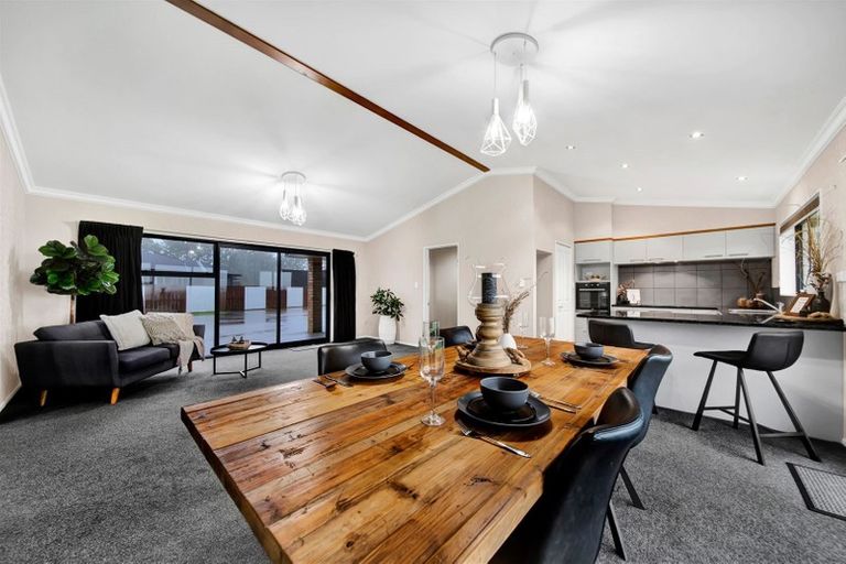 Photo of property in 121 Mercade Close, Stratford, 4332