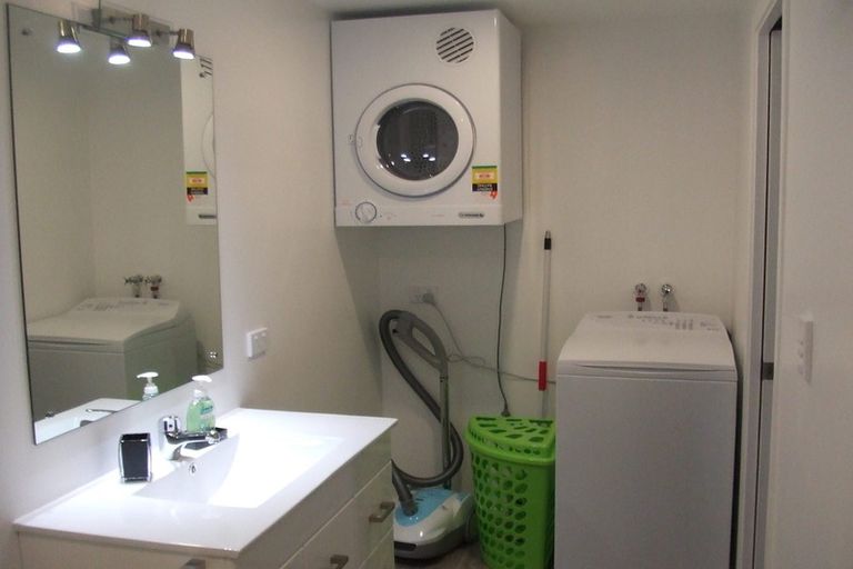 Photo of property in 9b Lachlan Avenue, North Dunedin, Dunedin, 9016