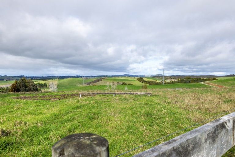 Photo of property in 459 Wiroa Road, Kerikeri, 0293