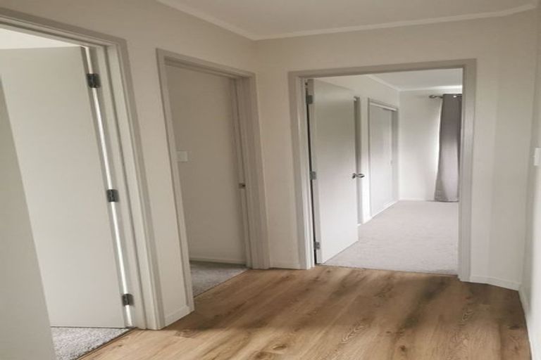 Photo of property in 28 Vandeleur Avenue, Birkdale, Auckland, 0626