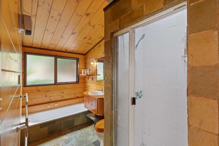 Photo of property in 14 Redmount Place, Red Hill, Papakura, 2110