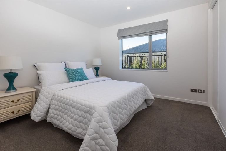 Photo of property in 15 Bargrove Close, Halswell, Christchurch, 8025