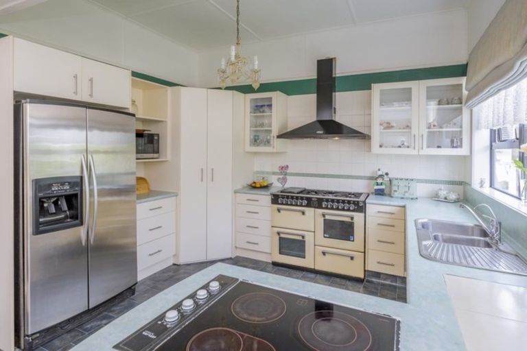 Photo of property in 6 William Street, Levin, 5510